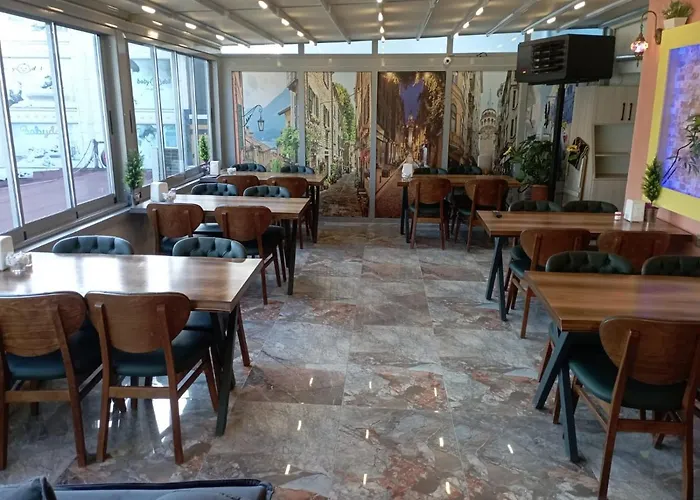 Bona Sera * Istanbul